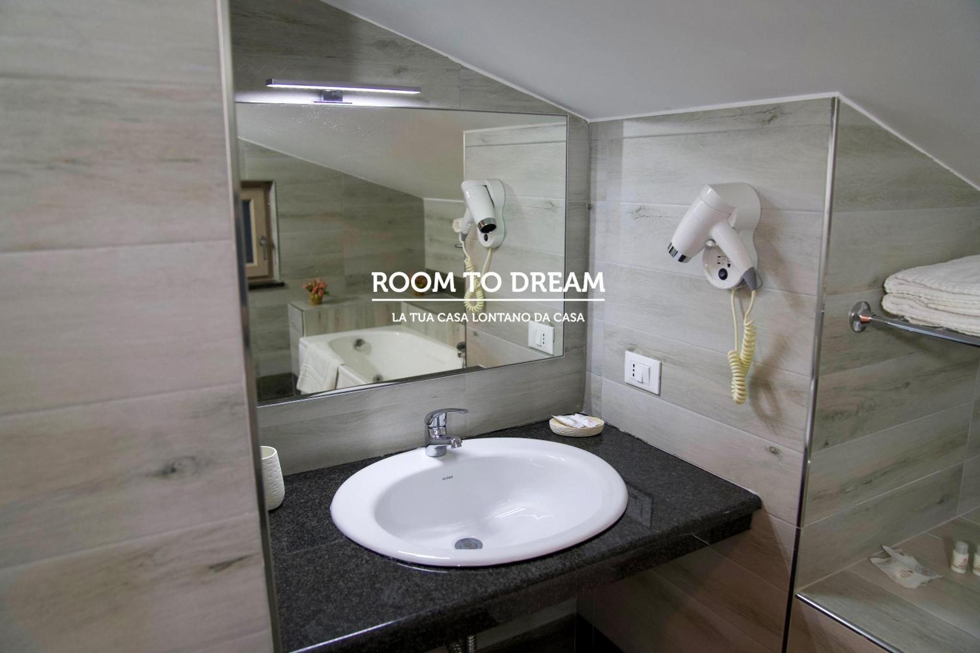 Room To Dream San Valentino Torio Esterno foto